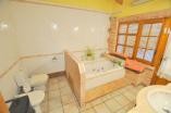 Quirky 3 bed Tardis house with pool, Yecla in Alicante Dream Homes Hondon