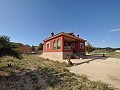 Maravillosa villa con piscina en Yecla in Alicante Dream Homes Hondon