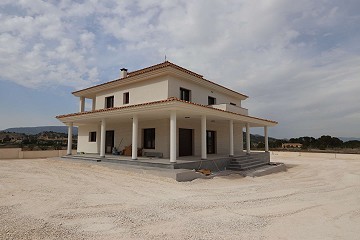 Villa de lujo con 5 habitaciones y piscina