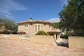 Villa individuelle avec une maison d'hôtes à Loma Bada, Alicante in Alicante Dream Homes Hondon