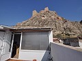 Zwei Stadthäuser - 1 vollständig renoviert und 1 größtenteils renoviert - B & B oder Investitionspotential in Alicante Dream Homes Hondon