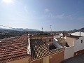 Dos casas de pueblo: 1 totalmente reformada y 1 mayormente reformada: B&B o potencial de inversión in Alicante Dream Homes Hondon