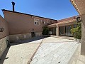 Gran Casa de Campo con negocio de mármol y plantación de uva in Alicante Dream Homes Hondon