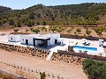 Moderne neue Villa Villa mit 3 Schlafzimmern, Pool und Garage in Alicante Dream Homes Hondon