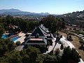 Superbe villa individuelle avec une deuxième maison, à distance de marche de Monovar in Alicante Dream Homes Hondon