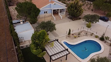 Villa met 4 slaapkamers en 2 badkamers