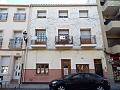 Plaza Herenhuis met 5 Slaapkamers in Ayora in Alicante Dream Homes Hondon