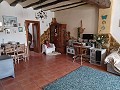 8-Bett-2-Bad-Dorfhaus mit Ställen und Zwingern in Alicante Dream Homes Hondon