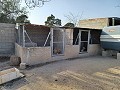 Dorpshuis met 8 slaapkamers en 2 badkamers met stallen en kennels in Alicante Dream Homes Hondon