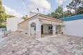 Villa met 4 Slaapkamers, Zwembad en Garage in Alicante Dream Homes Hondon