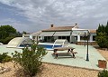 Atemberaubende Villa mit 3 Schlafzimmern und 3 Bädern in Sax in Alicante Dream Homes Hondon