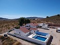 Impressionnante grande maison avec 2ème maison plus piscine et garages in Alicante Dream Homes Hondon