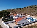 Impressionnante grande maison avec 2ème maison plus piscine et garages in Alicante Dream Homes Hondon