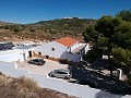 Beeindruckendes großes Haus mit 2. Haus plus Pool und Garagen in Alicante Dream Homes Hondon