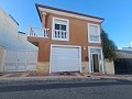 Grande maison de ville avec terrain in Alicante Dream Homes Hondon