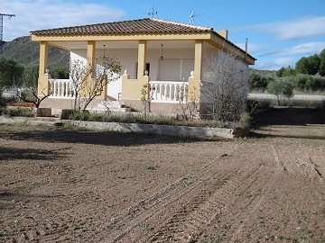 2 Bed Villa near Yecla