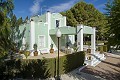 Luxuriöse Villa in Aspe, nur wenige Gehminuten von der Stadt entfernt in Alicante Dream Homes Hondon