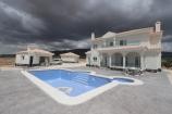 4-Bett-Luxus-Neubauvilla mit Grundstück und Pool in Alicante Dream Homes Hondon