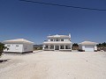 Villas de nouvelle construction à Pinoso avec piscine et terrain in Alicante Dream Homes Hondon