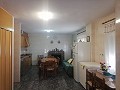 Große 4-Schlafzimmer-Villa mit Pool und 2 Garagen in Alicante Dream Homes Hondon