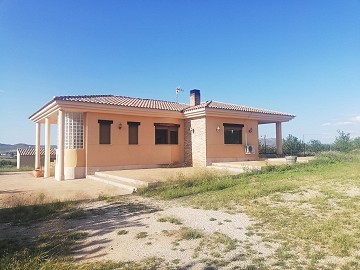 Moderne villa met 2 slaapkamers en 2 badkamers