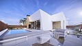 Moderne 3-Schlafzimmer-Villen mit Swimmingpool, großem Solarium und Parkplatz in Alicante Dream Homes Hondon