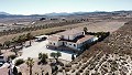 Freistehende Villa in Pinoso mit Gästeanbau und Pool in Alicante Dream Homes Hondon