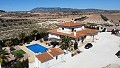 Freistehende Villa in Pinoso mit Gästeanbau und Pool in Alicante Dream Homes Hondon