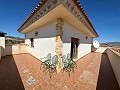 Freistehende Villa in Pinoso mit Gästeanbau und Pool in Alicante Dream Homes Hondon