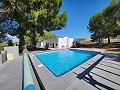 Villa met 4 slaapkamers, gemoderniseerd dashboard en zwembad in Alicante Dream Homes Hondon