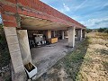 Grundstück in Sax mit Wasser und kleinem Haus in Alicante Dream Homes Hondon