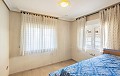 Bedrooms- 4 Bathrooms ​Look up details 66 / 5,000 Translation results Translation result Schöne geräumige Villa 100 m vom Meer entfernt, 5 Schlafzimmer und 4 Badezimmer in Alicante Dream Homes Hondon