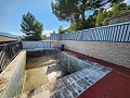 3-Schlafzimmer-Villa mit Blick auf die Berge und die Burg in Alicante Dream Homes Hondon