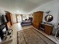 Mooi landhuis met 7 slaapkamers en 3 badkamers en privézwembad in Sax in Alicante Dream Homes Hondon