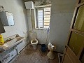 Große Reform-Yecla, sechs Schlafzimmer, zwei Badezimmer in Alicante Dream Homes Hondon