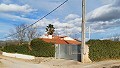 Villa a pie de ciudad con piscina y casa de huéspedes in Alicante Dream Homes Hondon