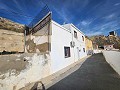 Maison de 3 chambres et 3 salles de bains dans la vieille ville de Sax in Alicante Dream Homes Hondon