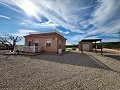 Schöne 1/2-Schlafzimmer-Villa mit Hütte in Alicante Dream Homes Hondon