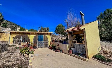 Belle maison de campagne avec piscine à Monóvar