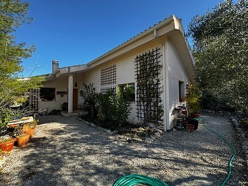 Landhaus mit 2 Schlafzimmern und 2 Badezimmern