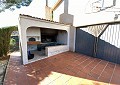 Villa mit 3 Schlafzimmern und 1 Bad in toller Lage mit Pool und Gästehaus auf 2 Etagen in Sax in Alicante Dream Homes Hondon