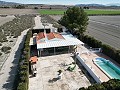 Jolie maison de 2 chambres avec piscine, eau de ville et énergie solaire in Alicante Dream Homes Hondon