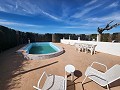 Jolie maison de 2 chambres avec piscine, eau de ville et énergie solaire in Alicante Dream Homes Hondon