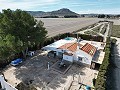 Mooi huis met 2 slaapkamers, zwembad, leidingwater en zonne-energie in Alicante Dream Homes Hondon