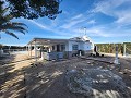 Jolie maison de 2 chambres avec piscine, eau de ville et énergie solaire in Alicante Dream Homes Hondon