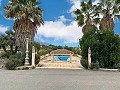 Schöne Villa mit Pool und 5 Schlafzimmern in Sax in Alicante Dream Homes Hondon