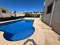 Villa de 3 chambres et 2 salles de bains avec immense garage in Alicante Dream Homes Hondon