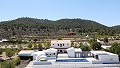 Prachtige villa met 5 slaapkamers en 6 badkamers in Alicante Dream Homes Hondon