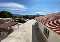 Villa de luxe de 3 chambres à Elda avec belle maison d'hôtes de 3 chambres et 3 salles de bain in Alicante Dream Homes Hondon