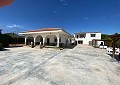 3 Bed Luxury Villa in Elda with Beautiful 3 Bed 3 Bath Guest House in Alicante Dream Homes Hondon